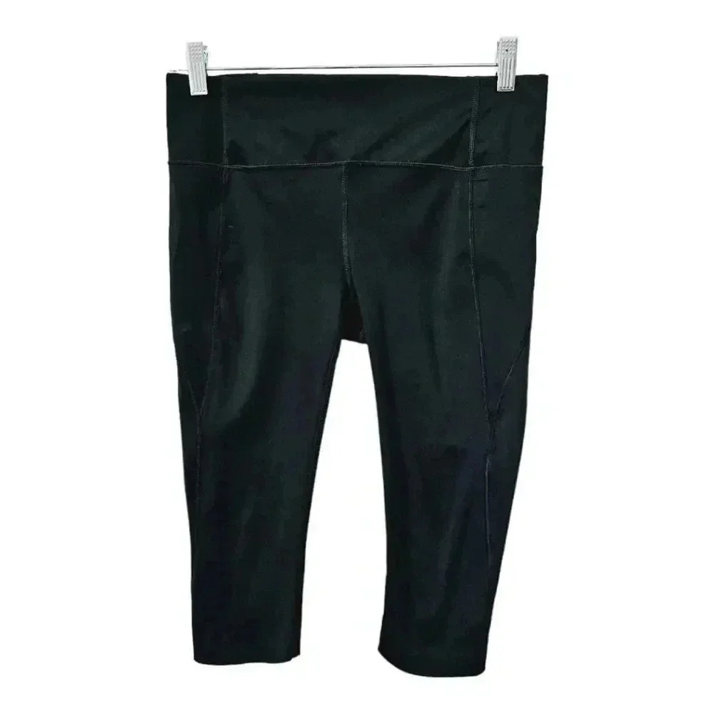 Athleta black knee length biker shorts small